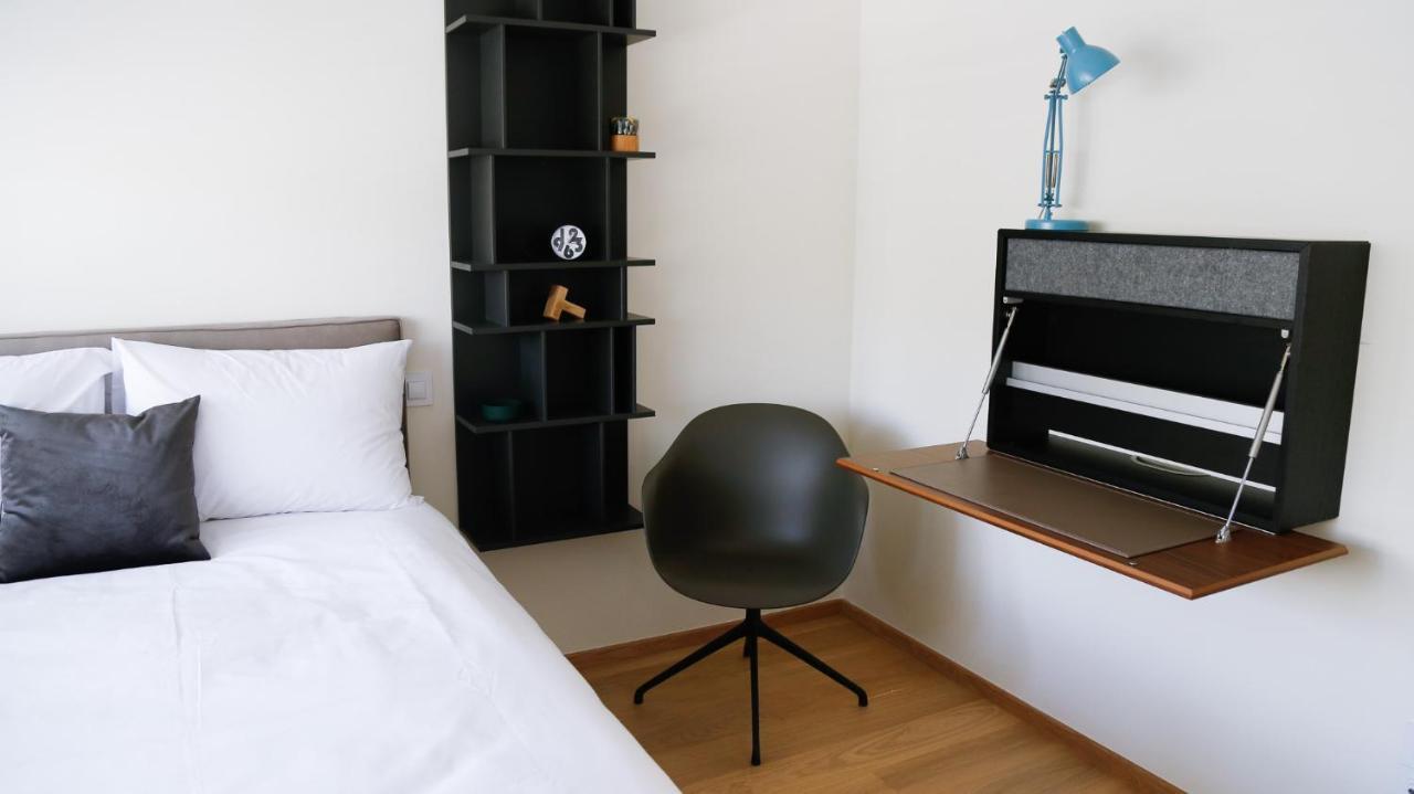 Voula Lofts Appartamento Atene Esterno foto