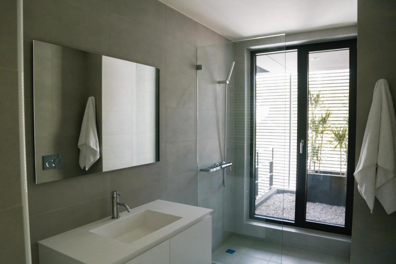 Voula Lofts Appartamento Atene Esterno foto